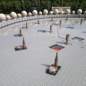 Unprotected Fountain Top Jets