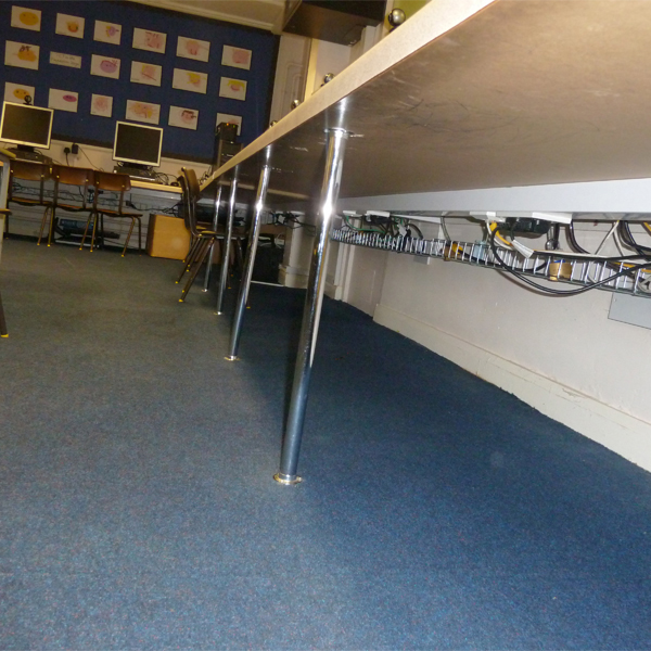 800mm long under desk basket cable tray with fixings 