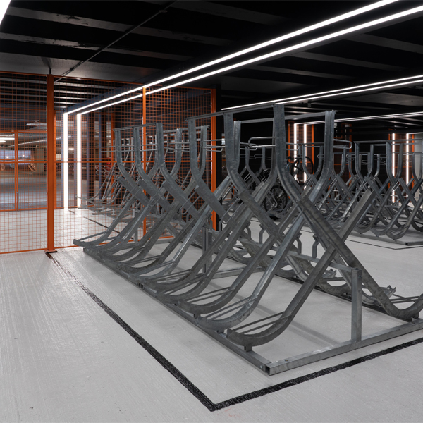 Wire-Mesh-Partitions-for-Cycle-Store